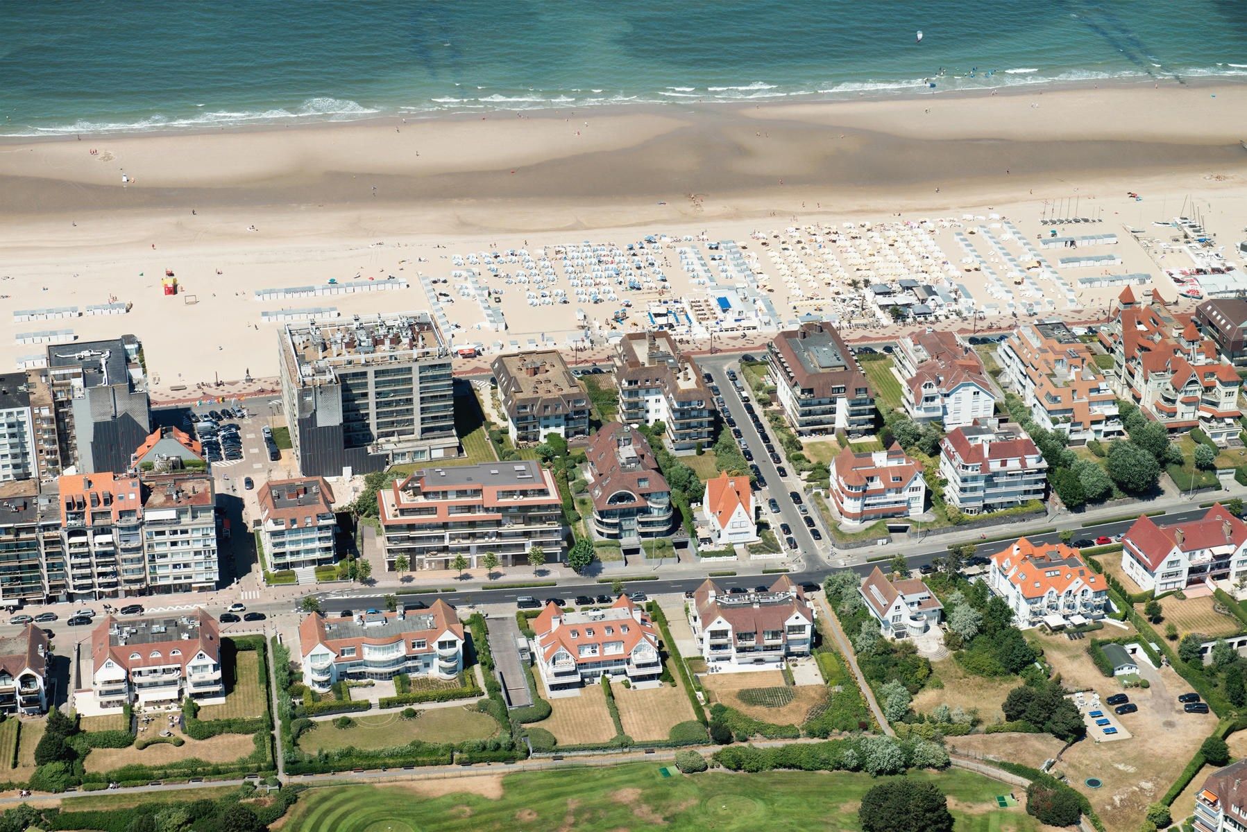 Zeer breed en zuid gericht appartement met grote zonneterrassen en een tuin van 124m² foto 6