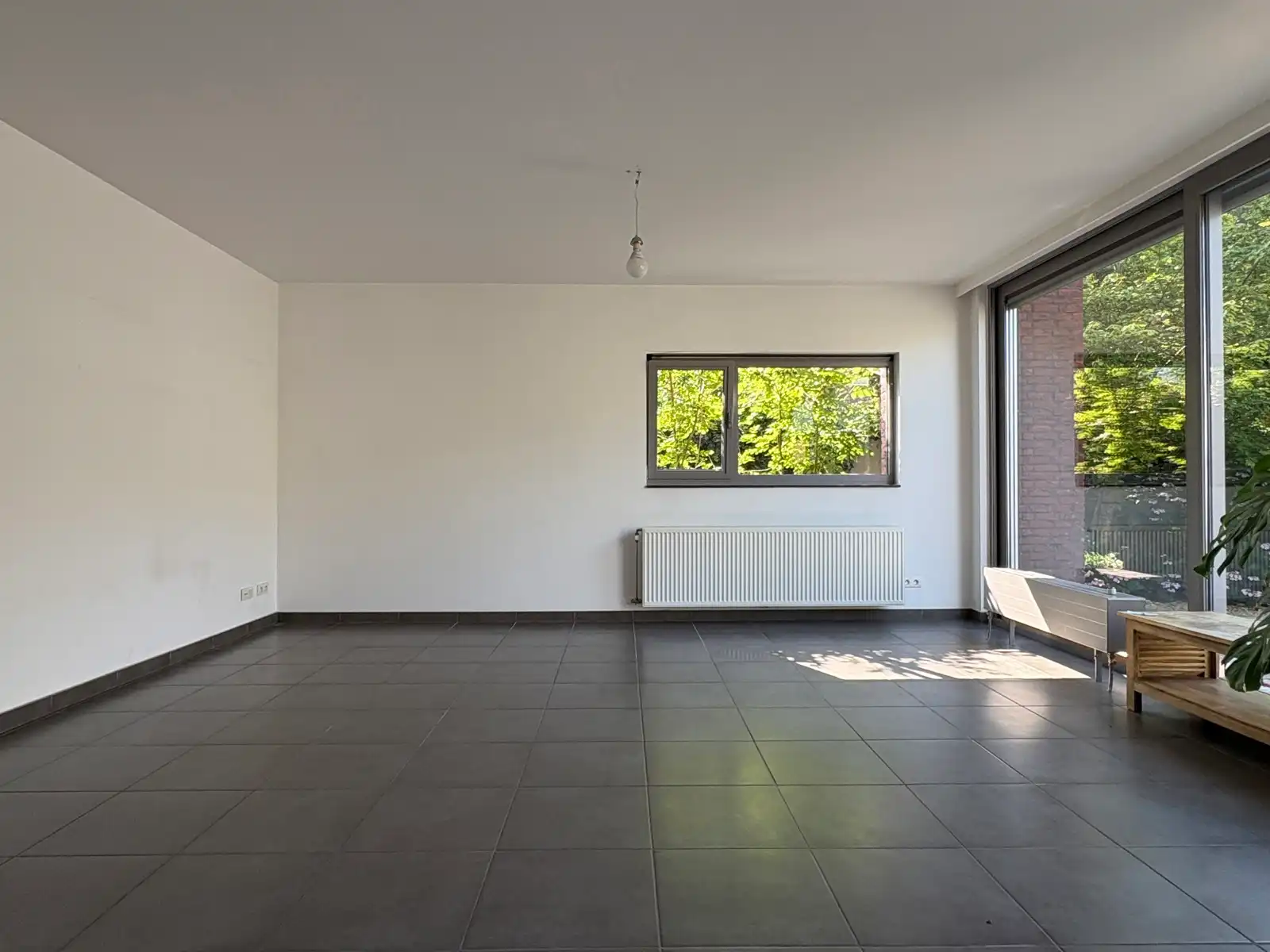 Moderne woning met ruime stadstuin foto 2