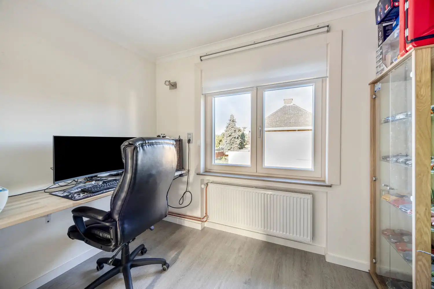 INSTAPKLARE, ENERGIEZUINIGE WONING NABIJ HET CENTRUM VAN DIEST! foto 24