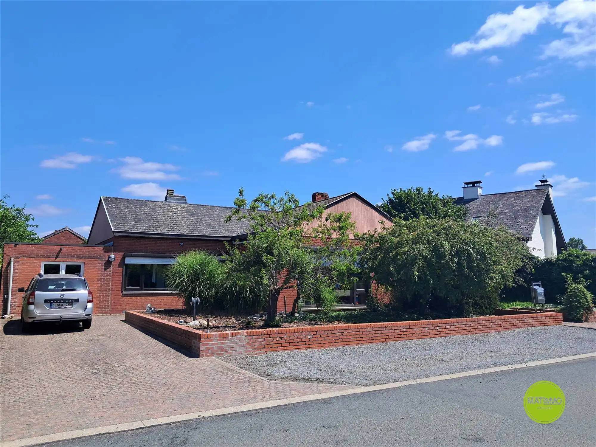 Rustig en centraal gelegen gelijkvloerse woning in Lommel foto {{pictureIndex}}