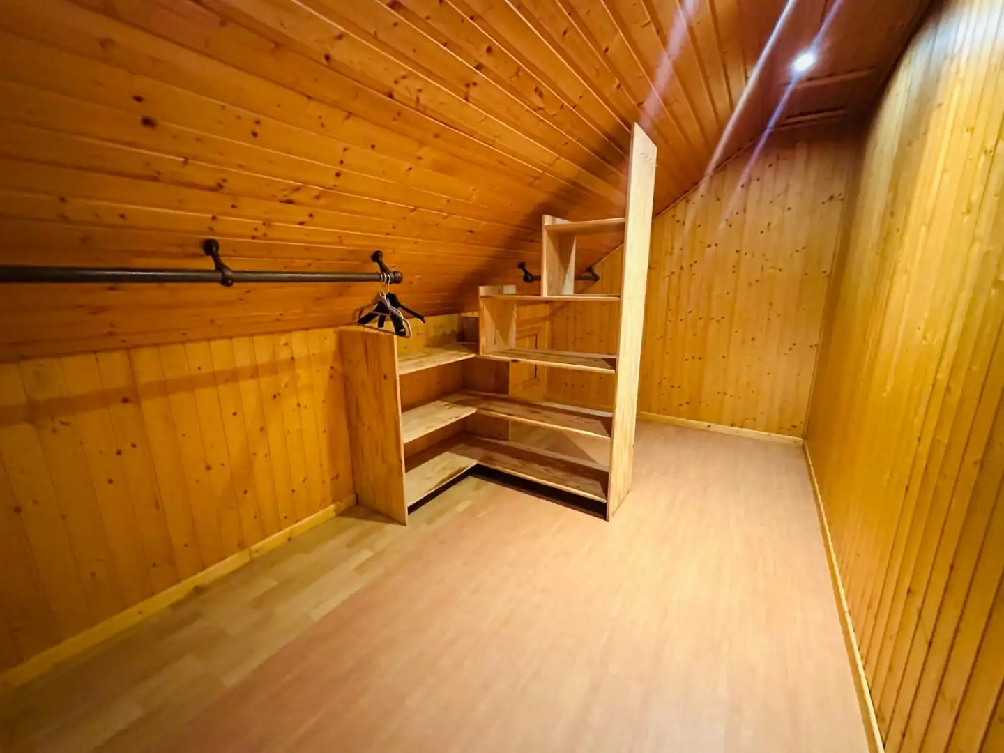 Eigentijdse vrijstaande woning te Peer foto 14