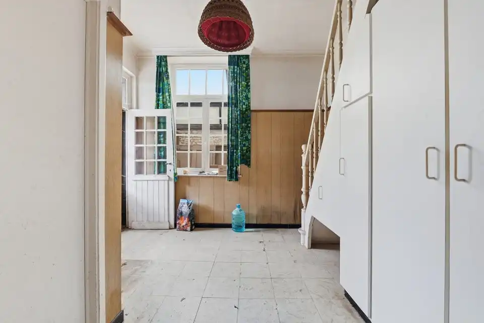 AUTHENTIEK TE RENOVEREN HERENHUIS IN SINT-TRUIDEN. foto 13