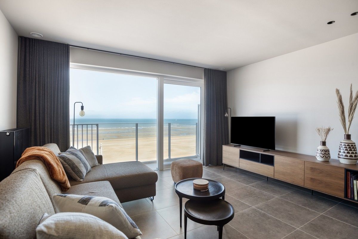 Prachtig nieuwbouwappartement te koop op de Zeedijk foto 2