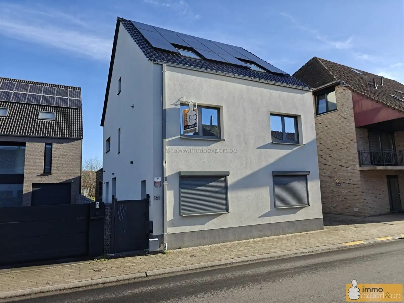 AFFLIGEM: Energiezuinige woning met 5 slaapkamers foto {{pictureIndex}}