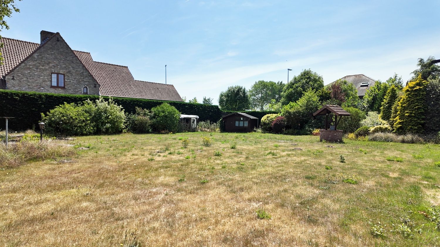Villa op zonnig en ruim perceel met investeringspotentieel foto 26