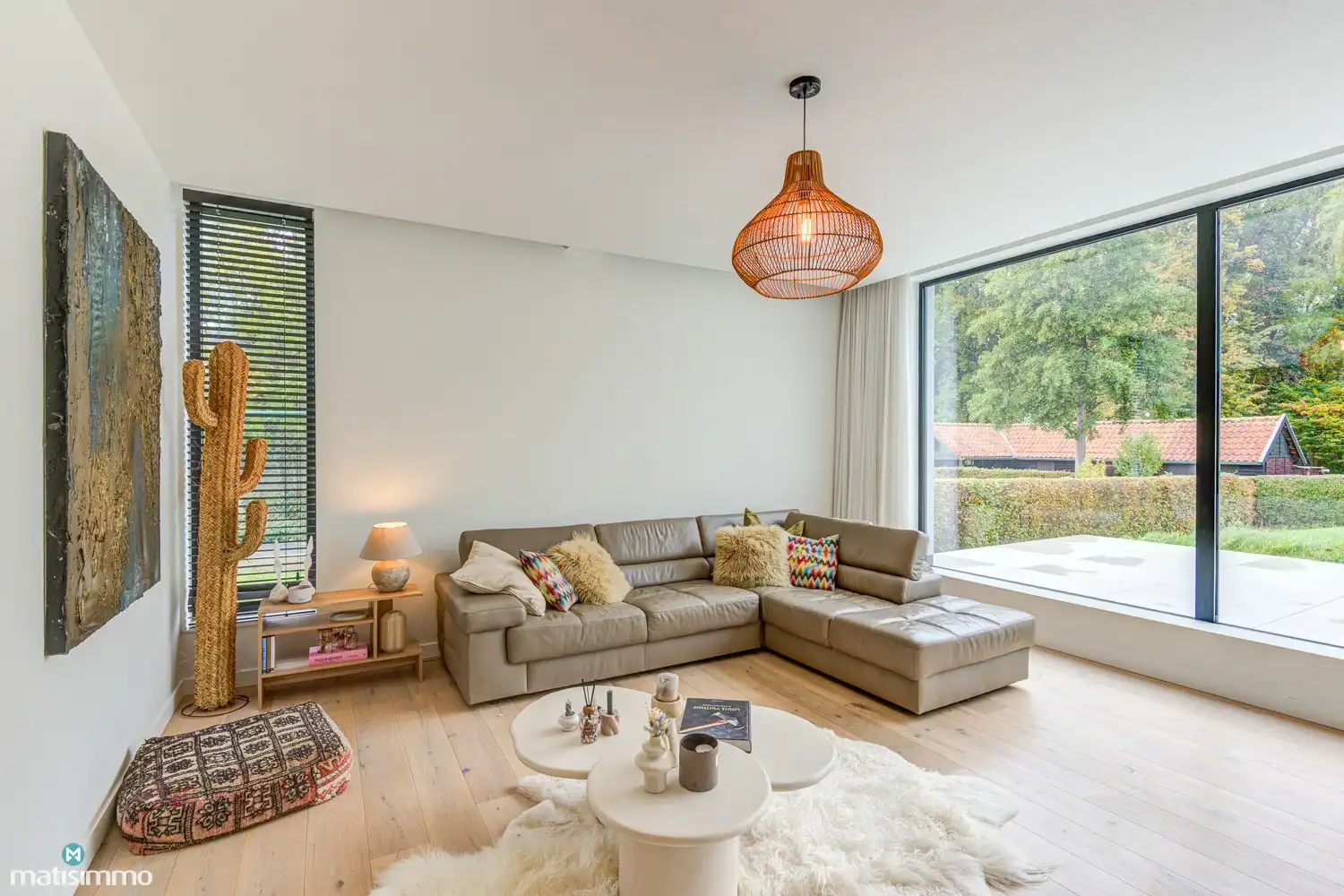 MODERNE VILLA MET INGEBOUWD ZWEMBAD, 3 SLAAPKAMERS EN PRAKTIJKGEDEELTE IN RUSTIGE OMGEVING TE WELLEN foto 10