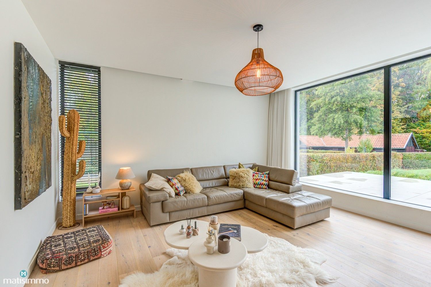 MODERNE VILLA MET INGEBOUWD ZWEMBAD, 3 SLAAPKAMERS EN PRAKTIJKGEDEELTE IN RUSTIGE OMGEVING TE WELLEN foto 10