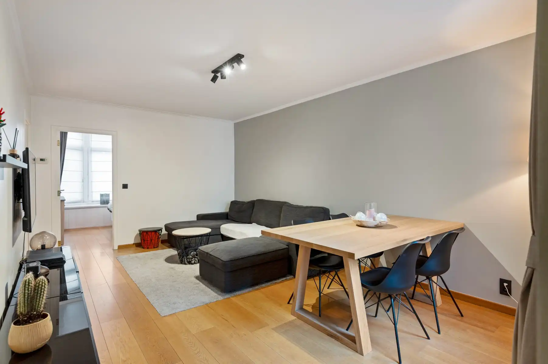 Instapklaar en energiezuinig appartement op uitstekende ligging foto 2