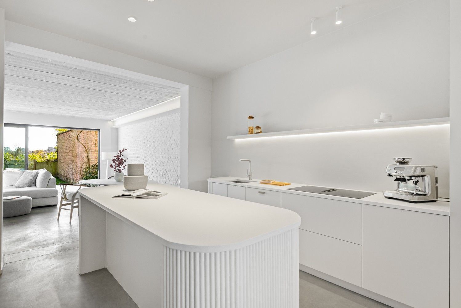Prachtig gerenoveerde rijwoning te Lier foto 11