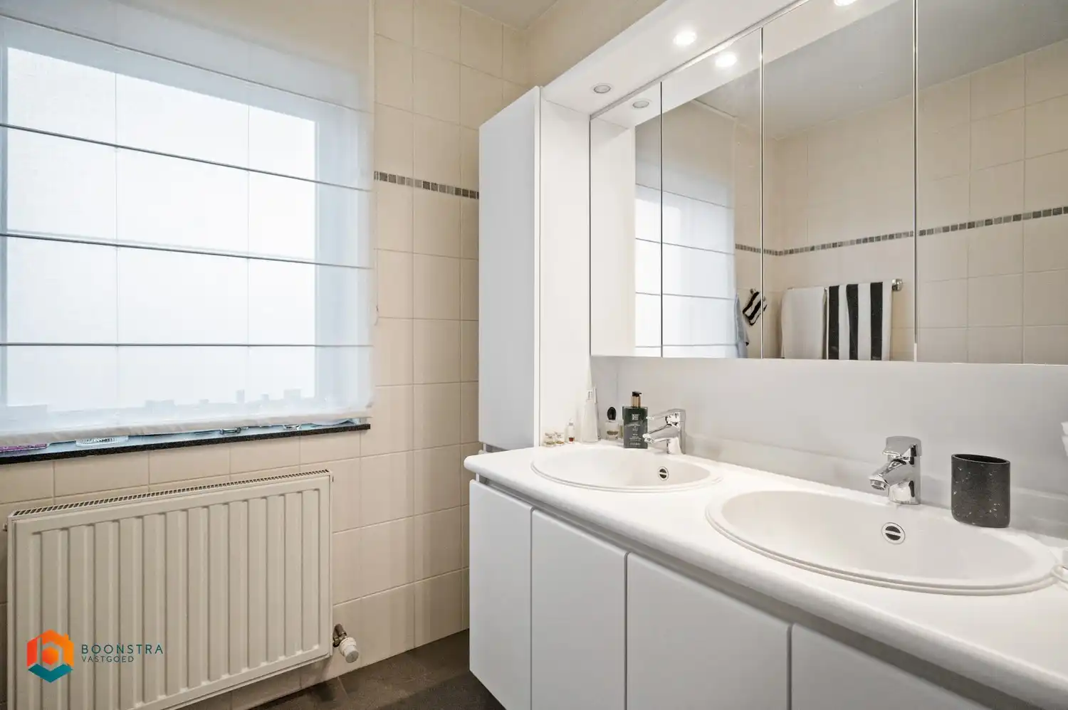 Appartement met 2 slpkrs foto 14