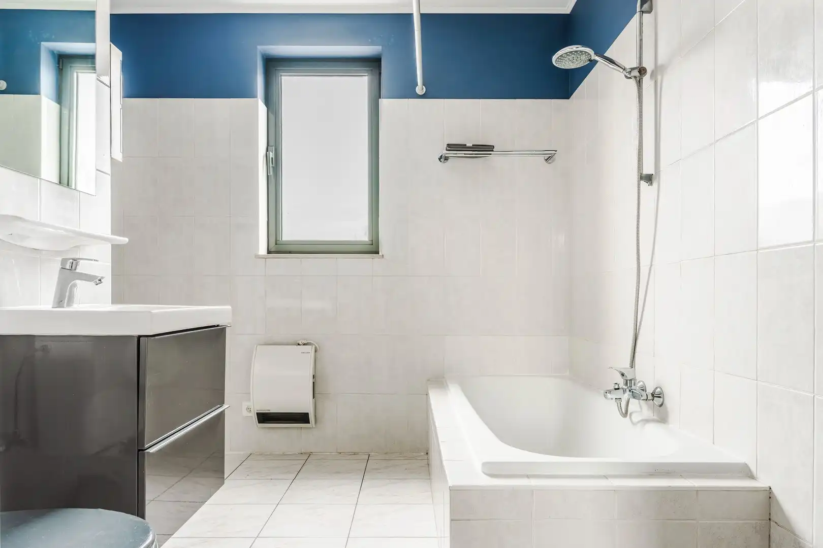 Instapklaar appartement met ruime zonneterras! foto 8