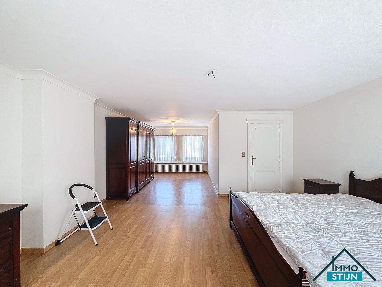 Ruime alleenstaande woning met tal van mogelijkheden foto 11