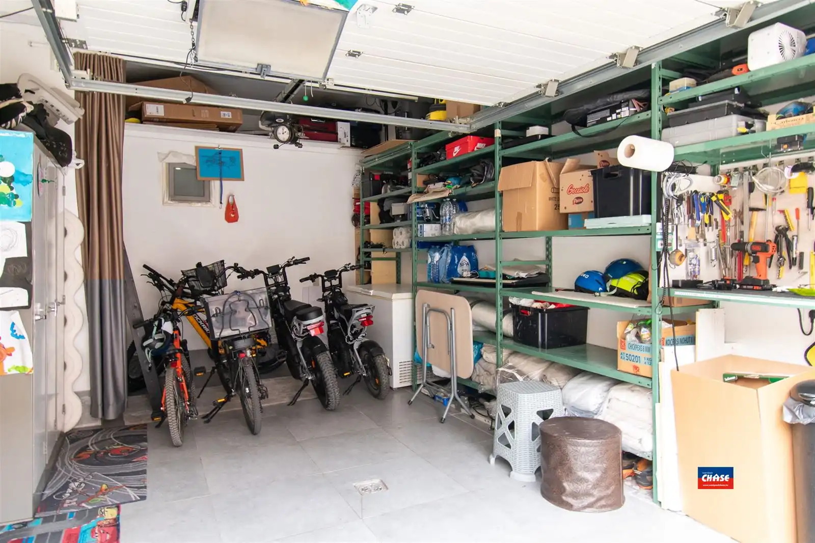 Instapklare rijwoning met tuin en garage foto 3