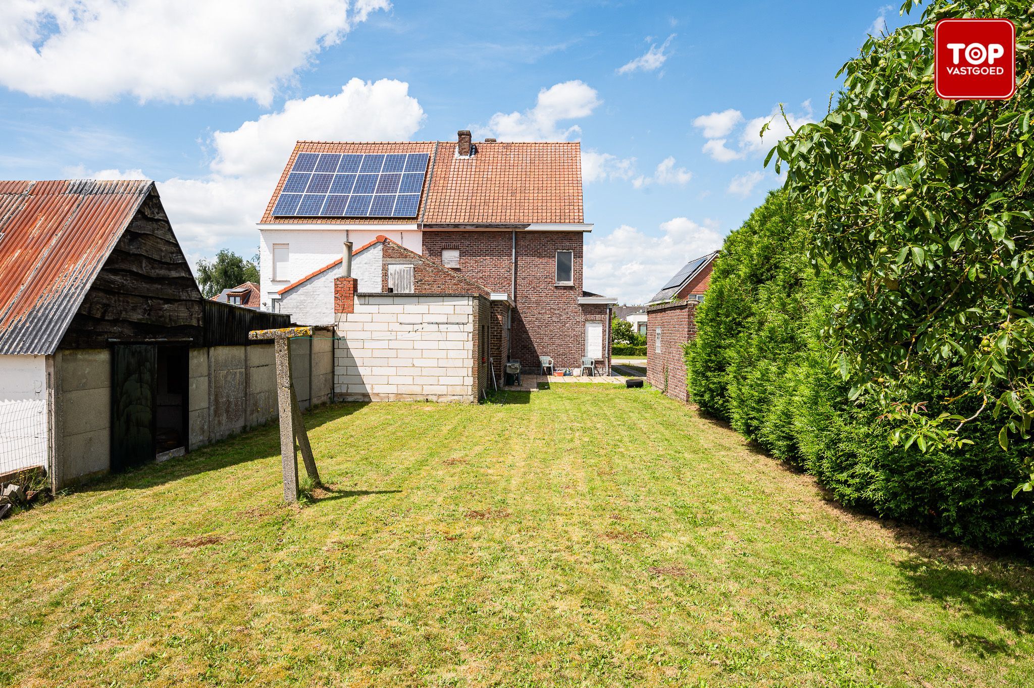 Totaal te renoveren HOB met grote tuin.  foto 6