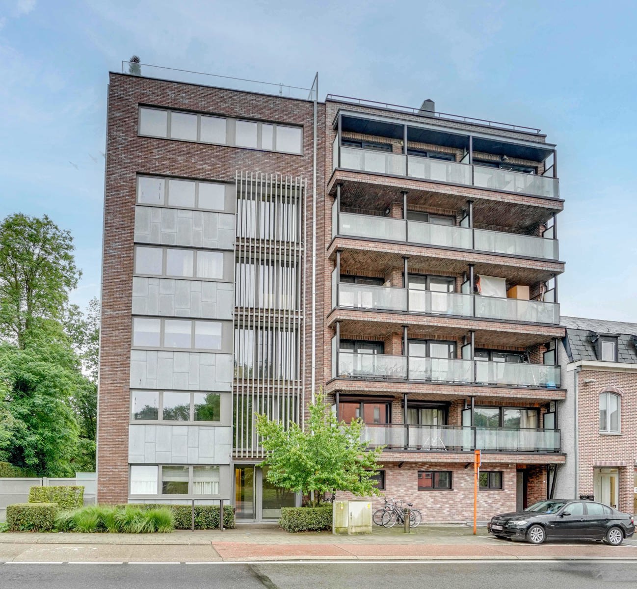 LUXEAPP (147m2) MET 2 SLK, TERRAS,  2 AUTOSTAANPL TE GENK!  foto 35