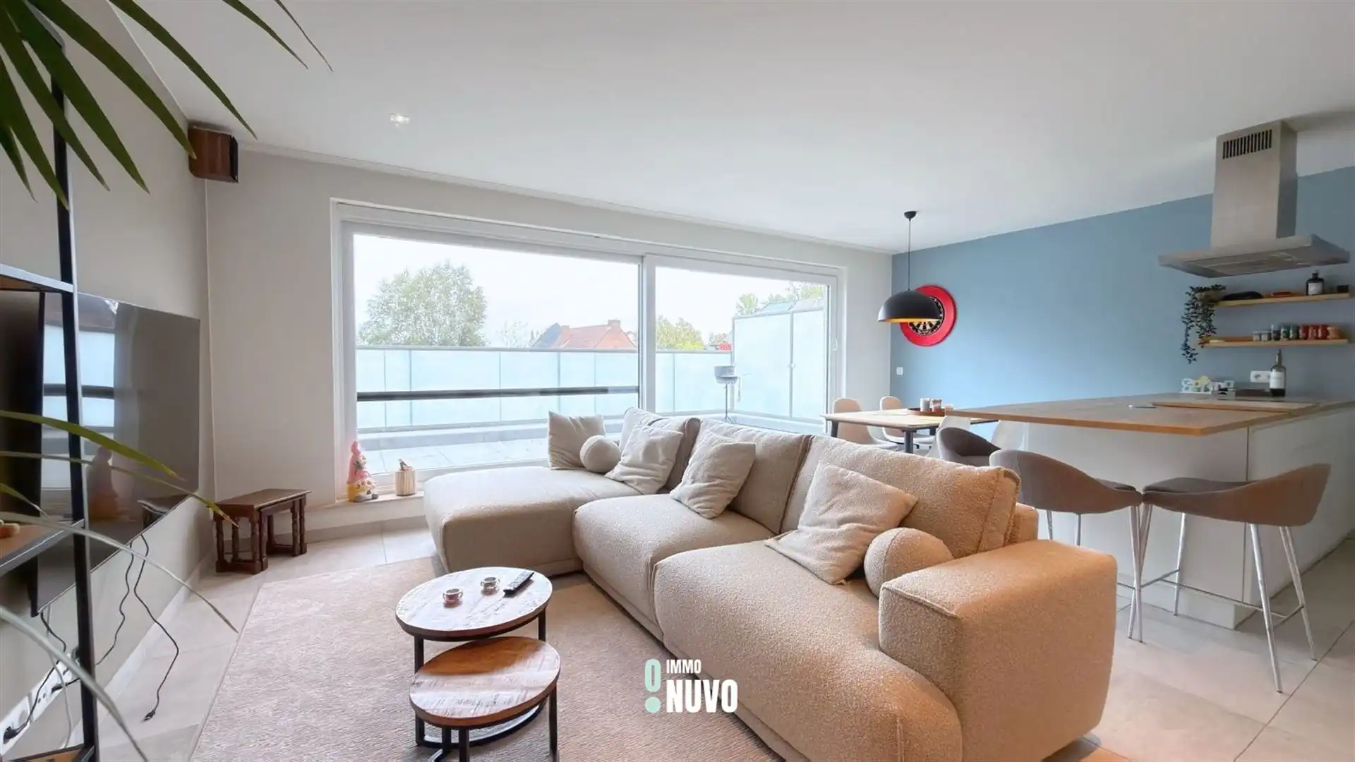 Energiezuinig appartement met groot terras  foto {{pictureIndex}}