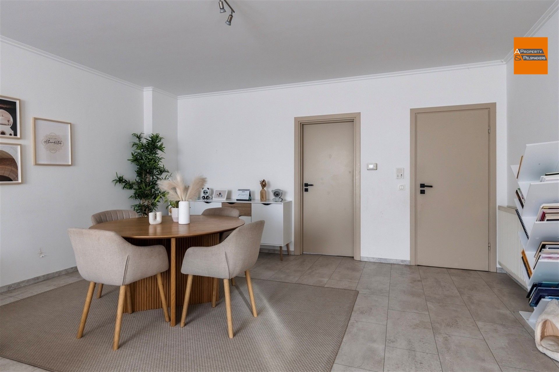 Ruim duplexappartement met 3 slaapkamers foto 3