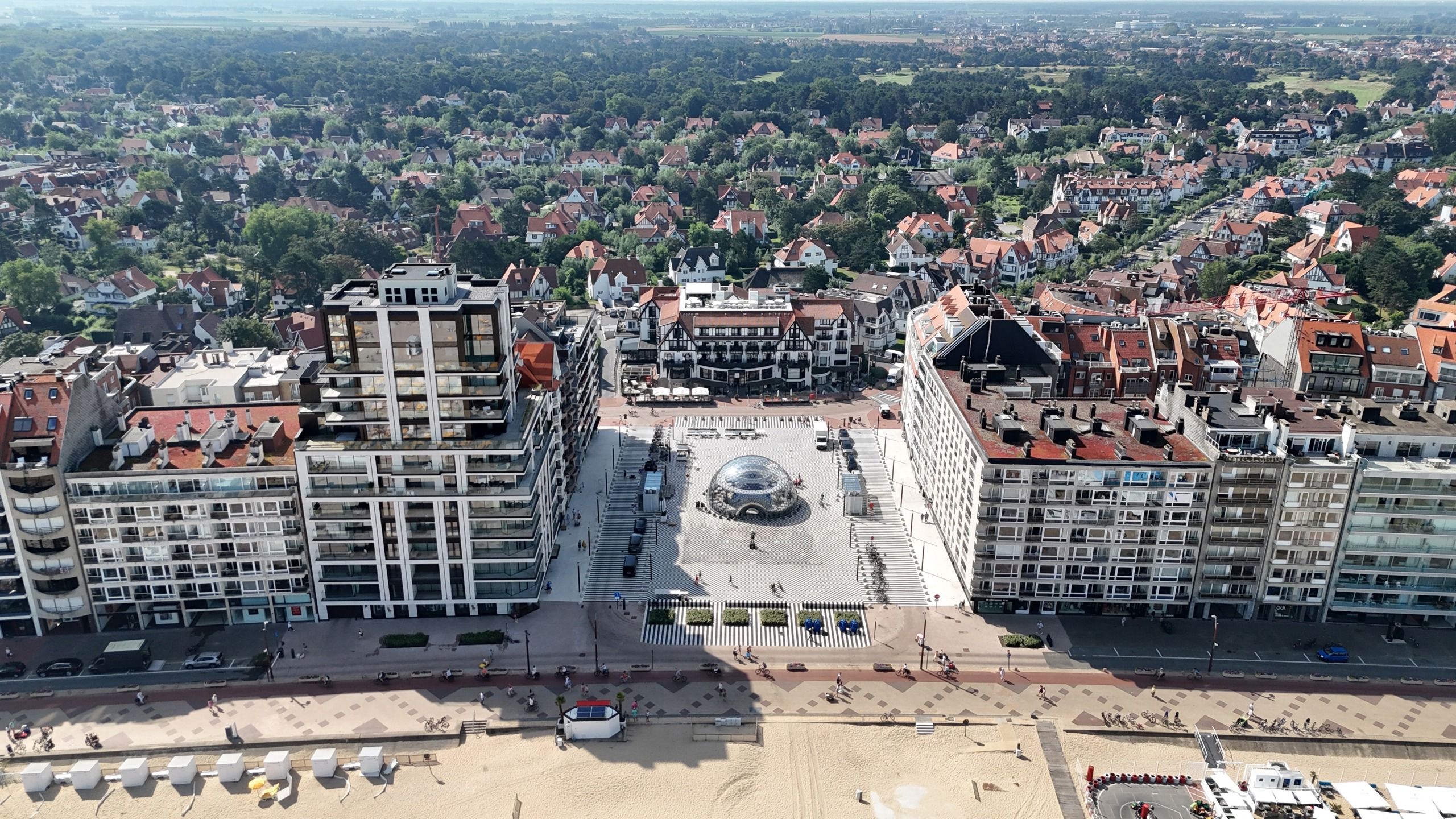 Exclusief appartement op een TOPLOCATIE op het ALBERTPLEIN  foto 2