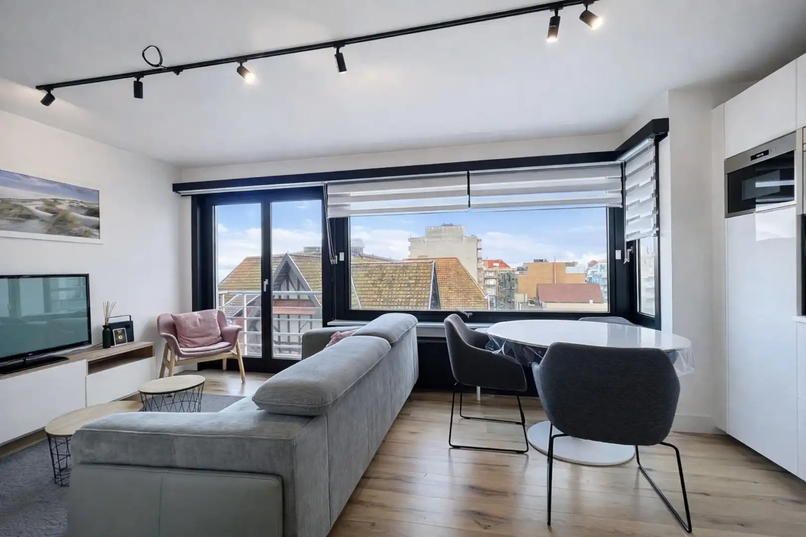 Appartement met zijdelings zeezicht te Nieuwpoort foto 4