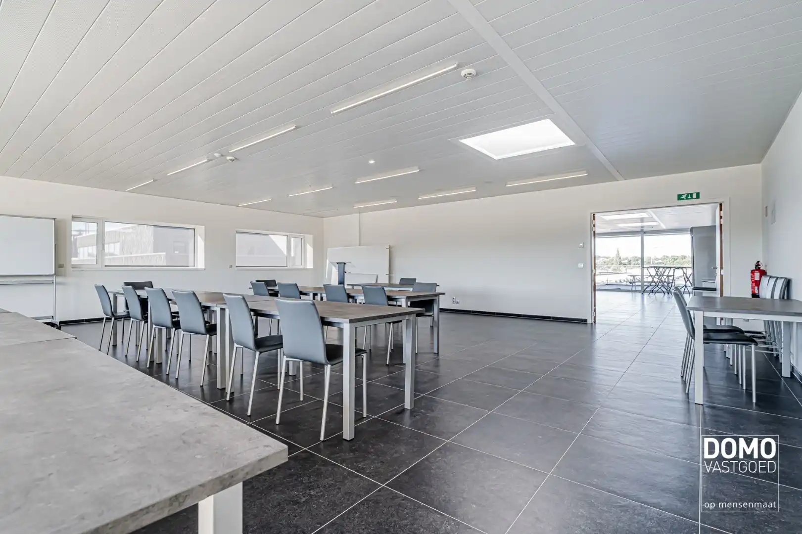 INNOVATIEVE RUIMTE MET LABO, LOGISTIEKE VOORZIENINGEN EN RESEARCH & DEVELOPMENT IN EEN ECO-BEDRIJFSGEBOUW TE PAAL foto 18