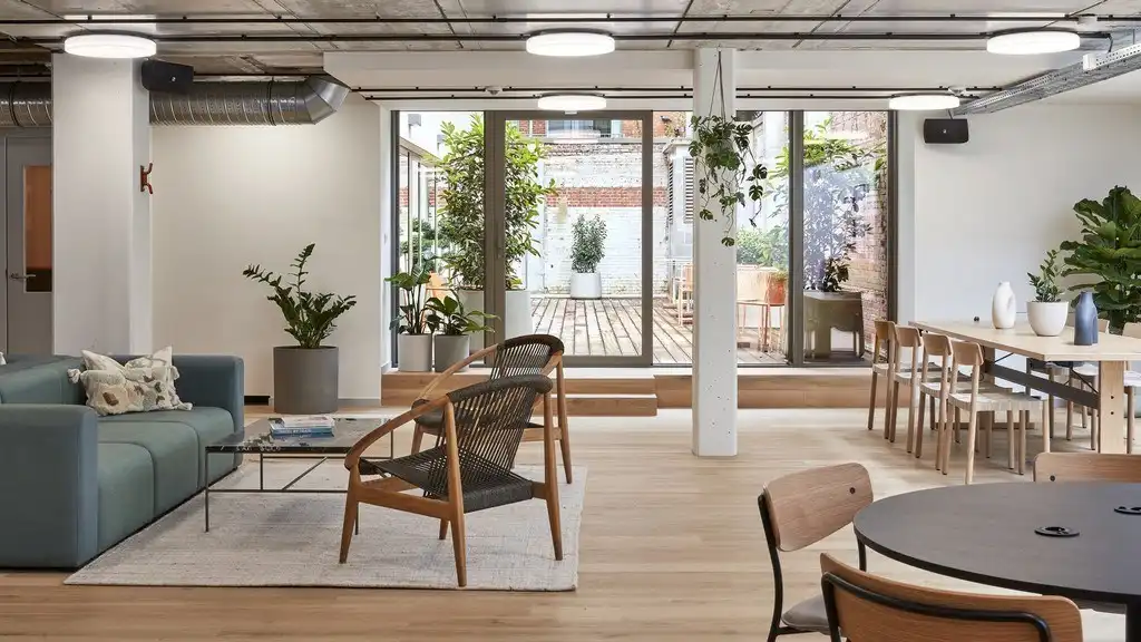 Instapklaar kantoorverdiep te huur in Clockwise Antwerpen foto 13