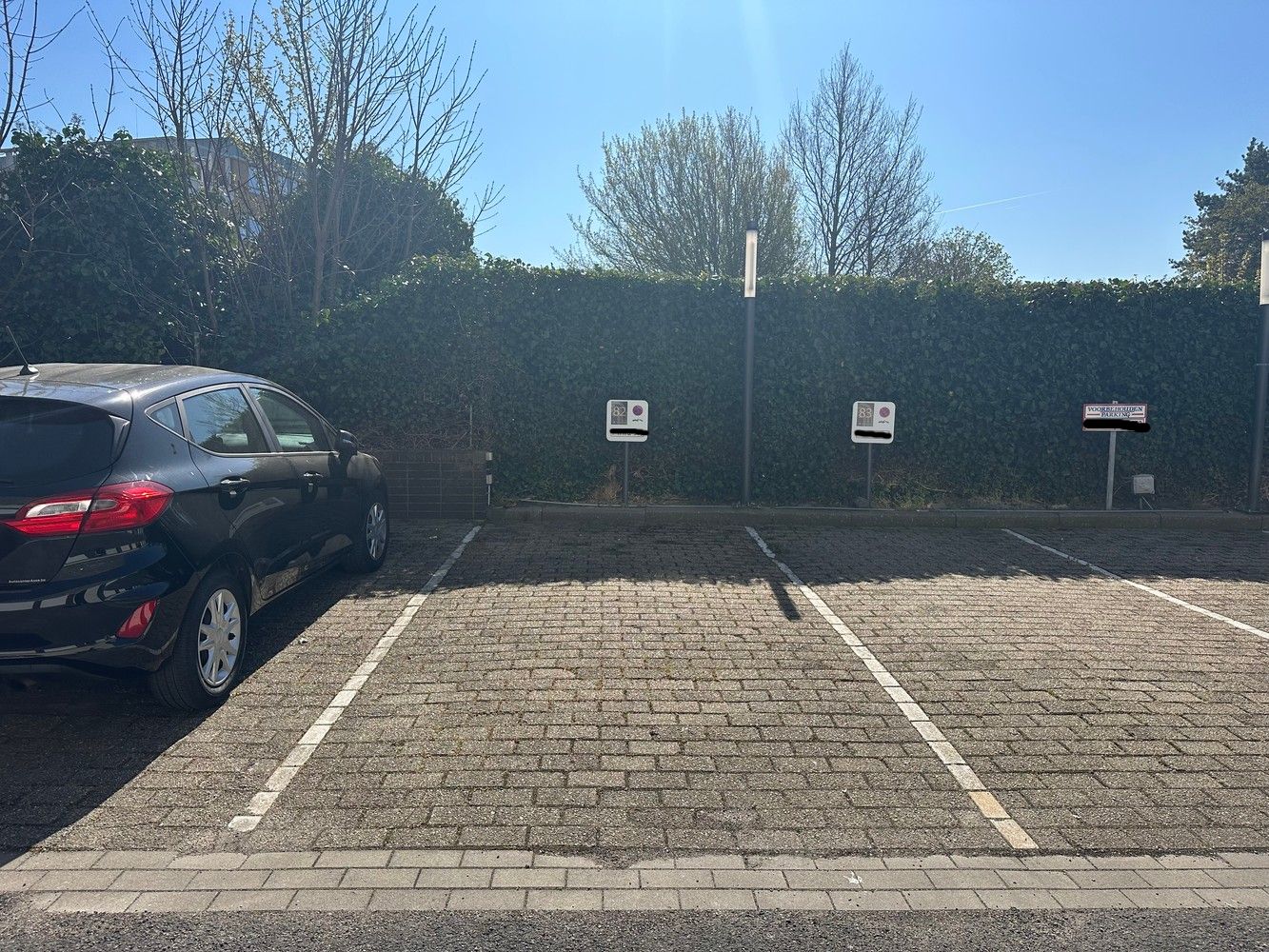 RESIDENTIE TWENTY ONE foto {{pictureIndex}}