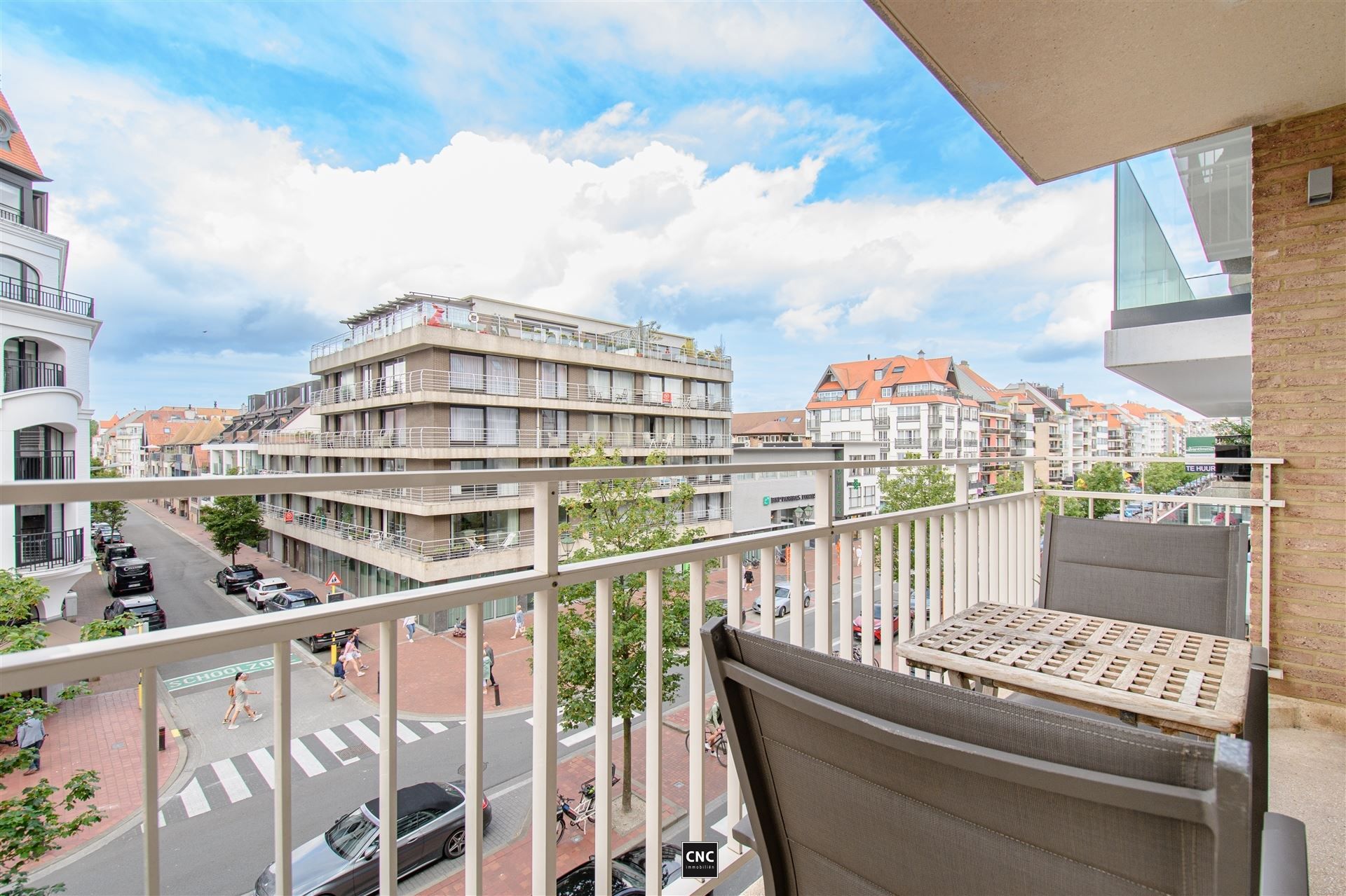 Mooi afgewerkt appartement op de Lippenslaan te Knokke te huur VOOR KORTE PERIODE  foto 5