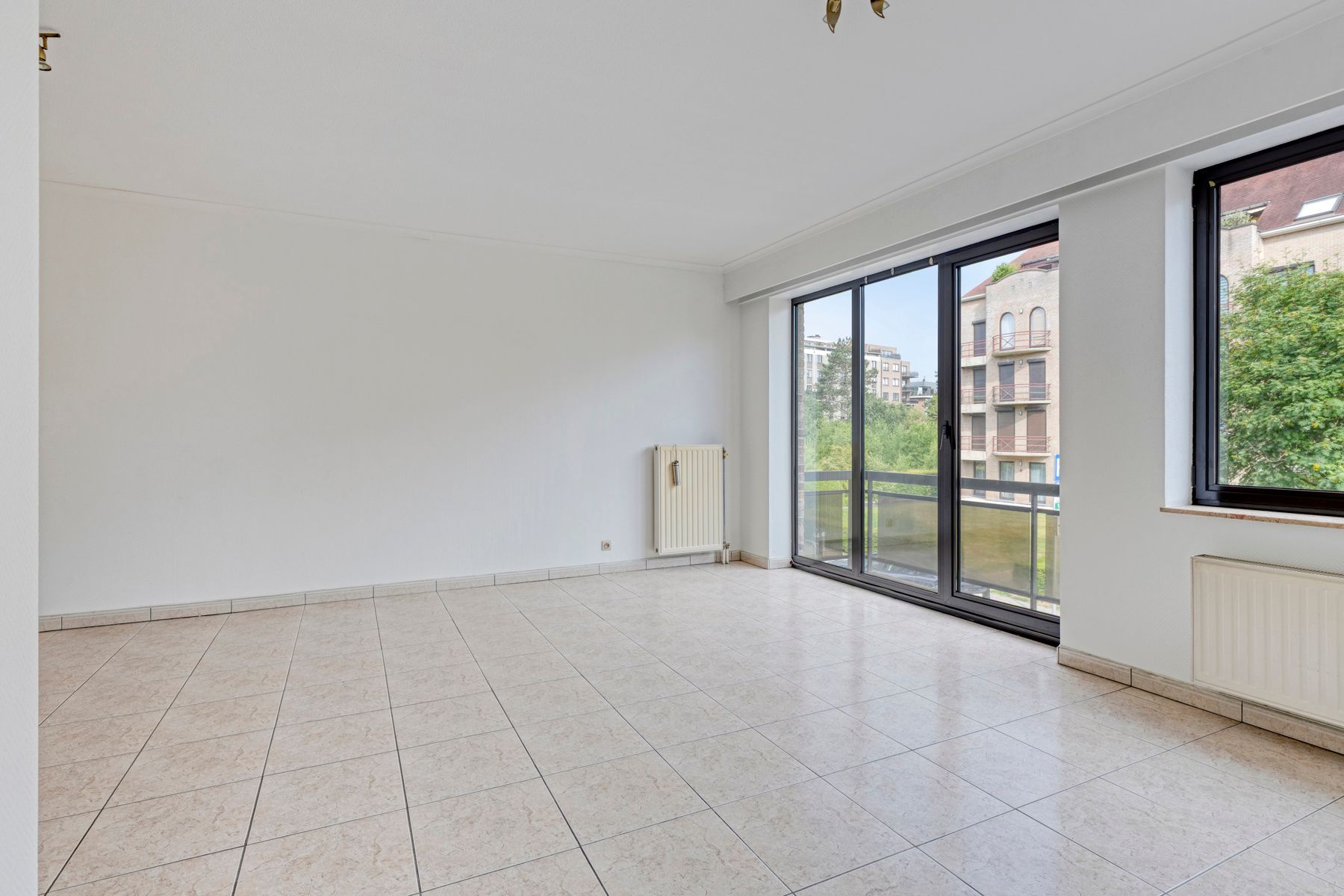 TOPPER! INSTAPKLAAR APPARTEMENT IN KLEINSCHALIG GEBOUW foto 9