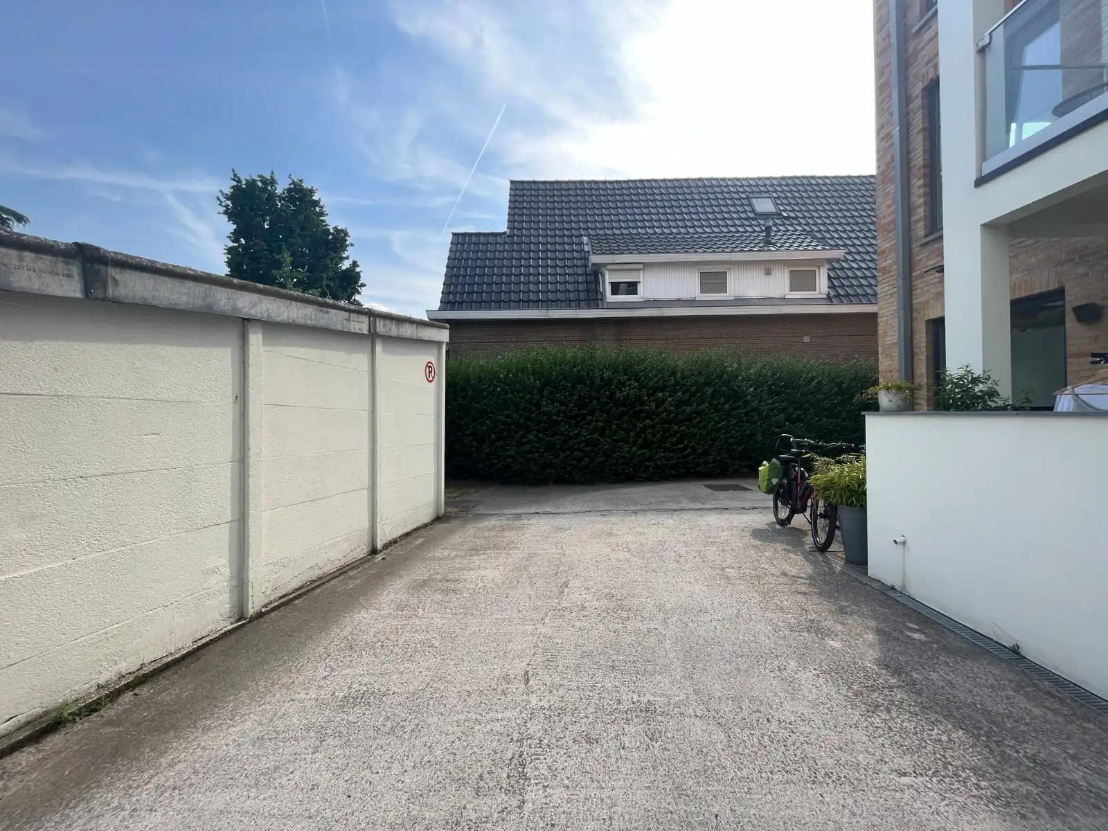 Afgesloten garages te koop foto 11