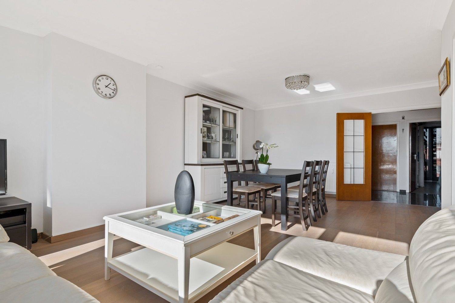 Gezellig instapklaar appartement met 2 slaapkamers en terras in Deurne! foto 4