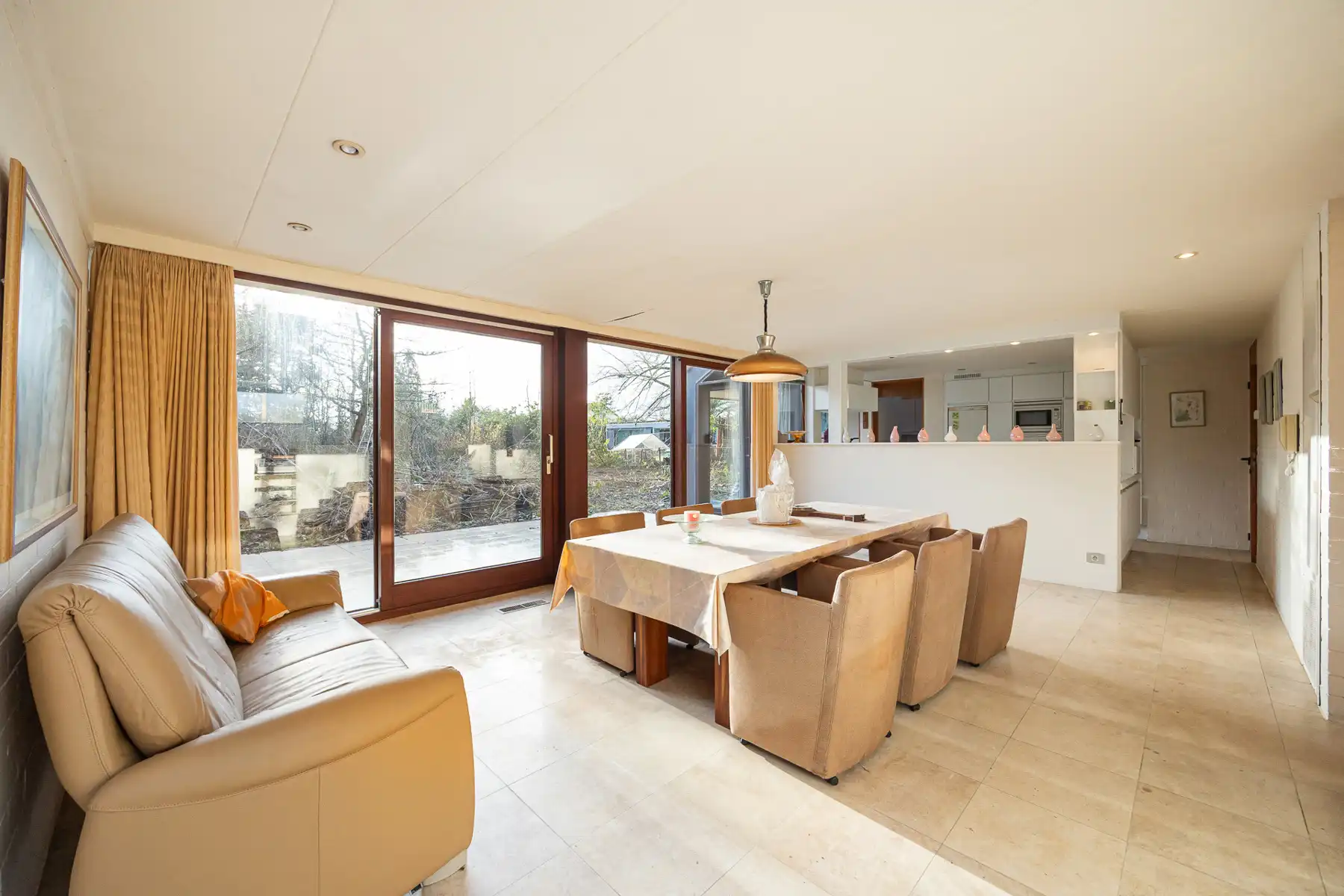 Te renoveren split-level villa met 4 slk + bureel op 1.924m² foto 10