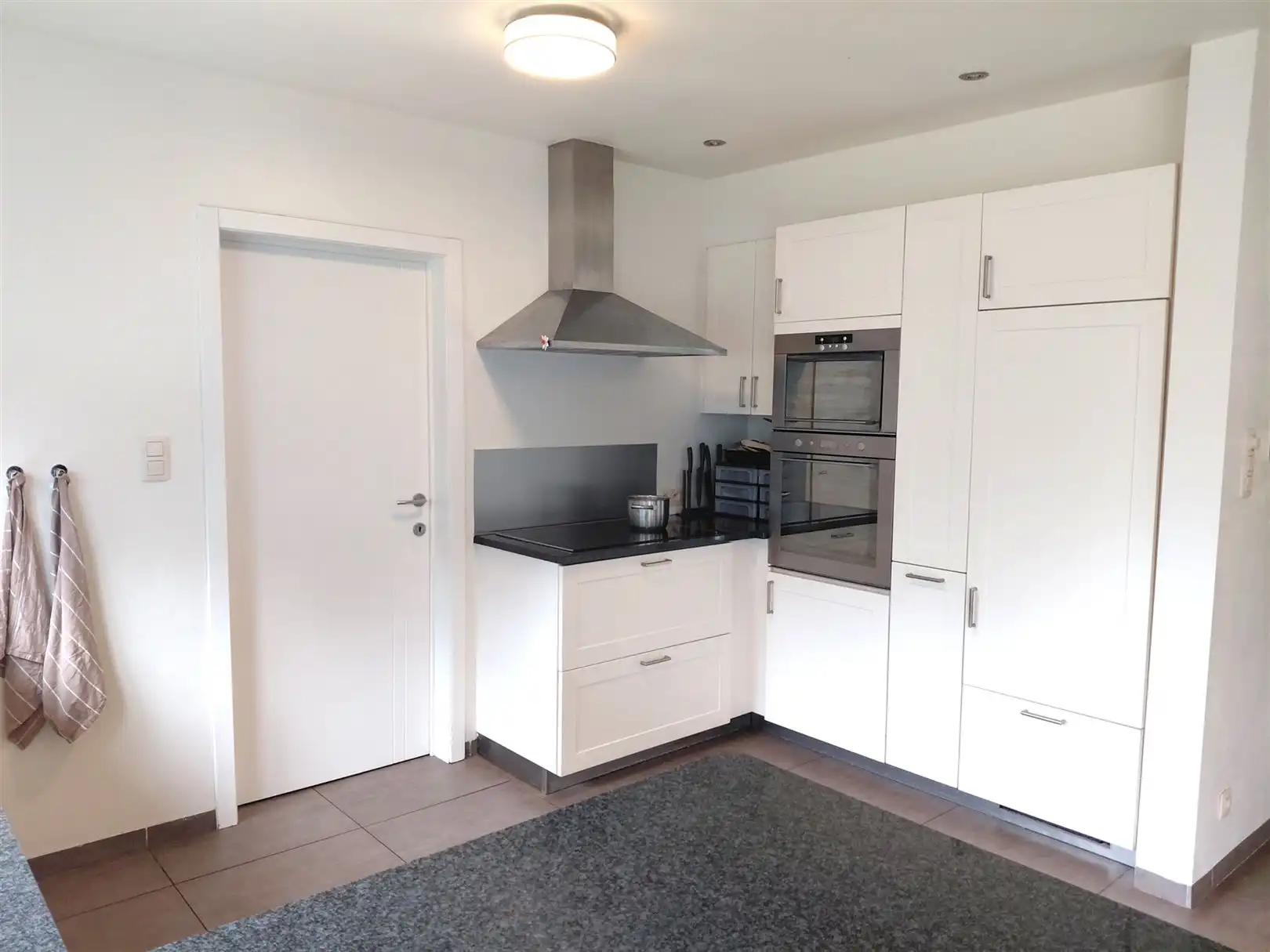 TE HUUR: Gezinswoning met 4 slaapkamers in een doodlopende straat te Zolder! foto 8