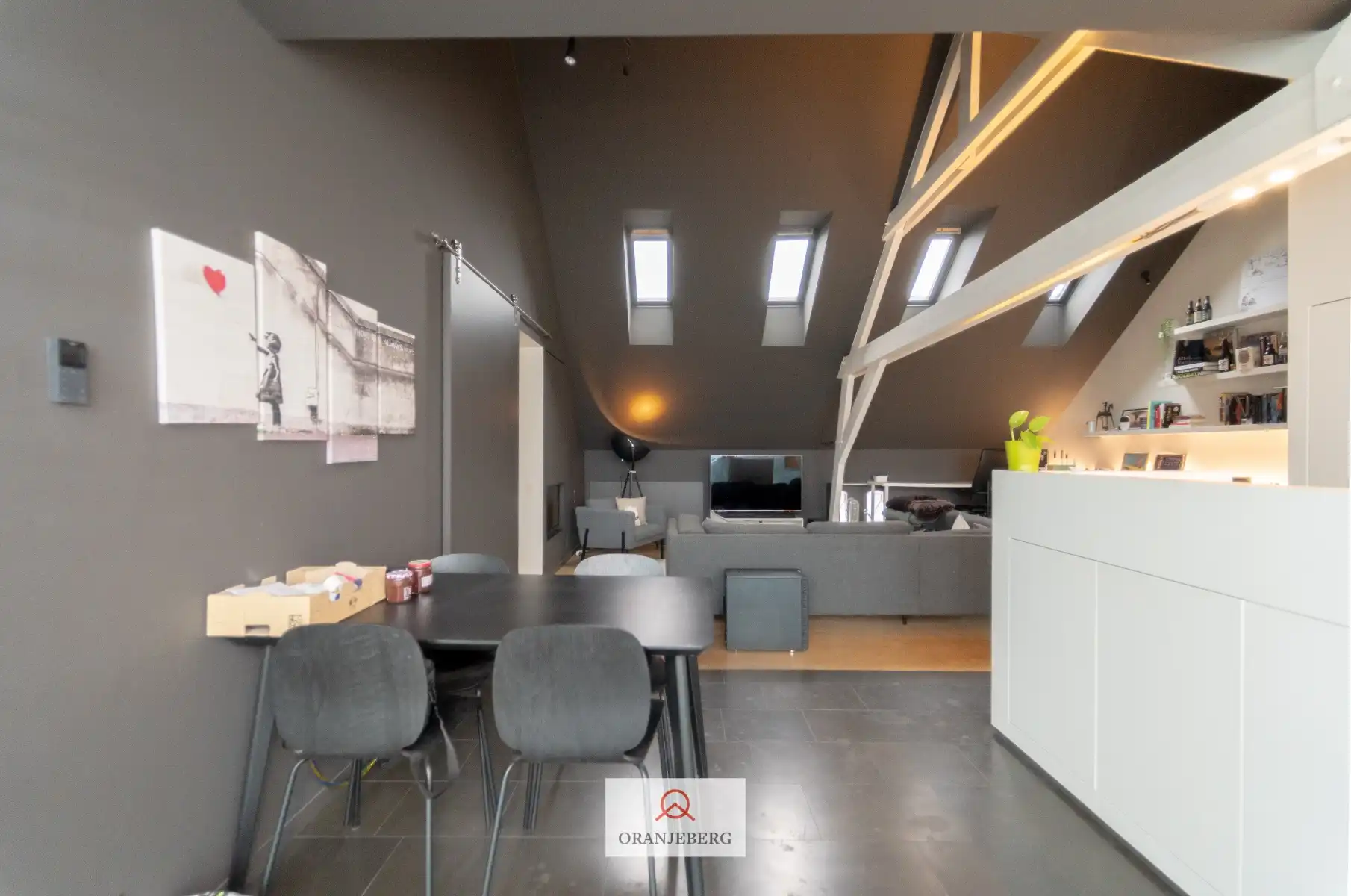 Zalige exclusieve penthouse met zuidgericht terras en uniek zicht op de torens! foto 6