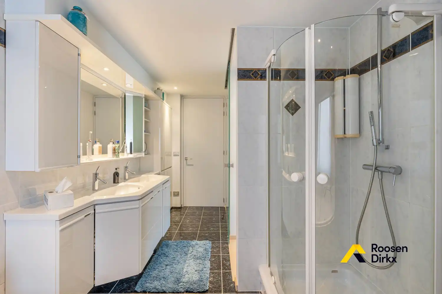 Bakkerij met luxe woonst en studio! foto 18