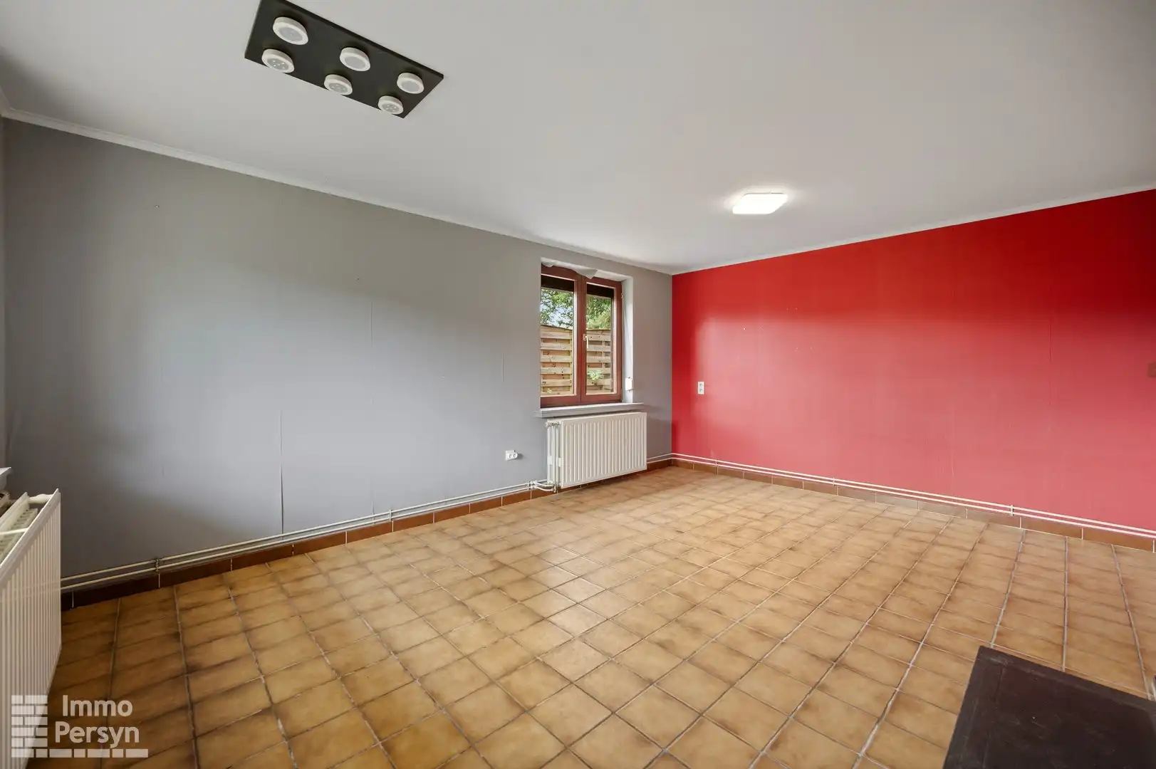 Vrijstaande bungalow met bijgebouw op een riant perceel foto 33