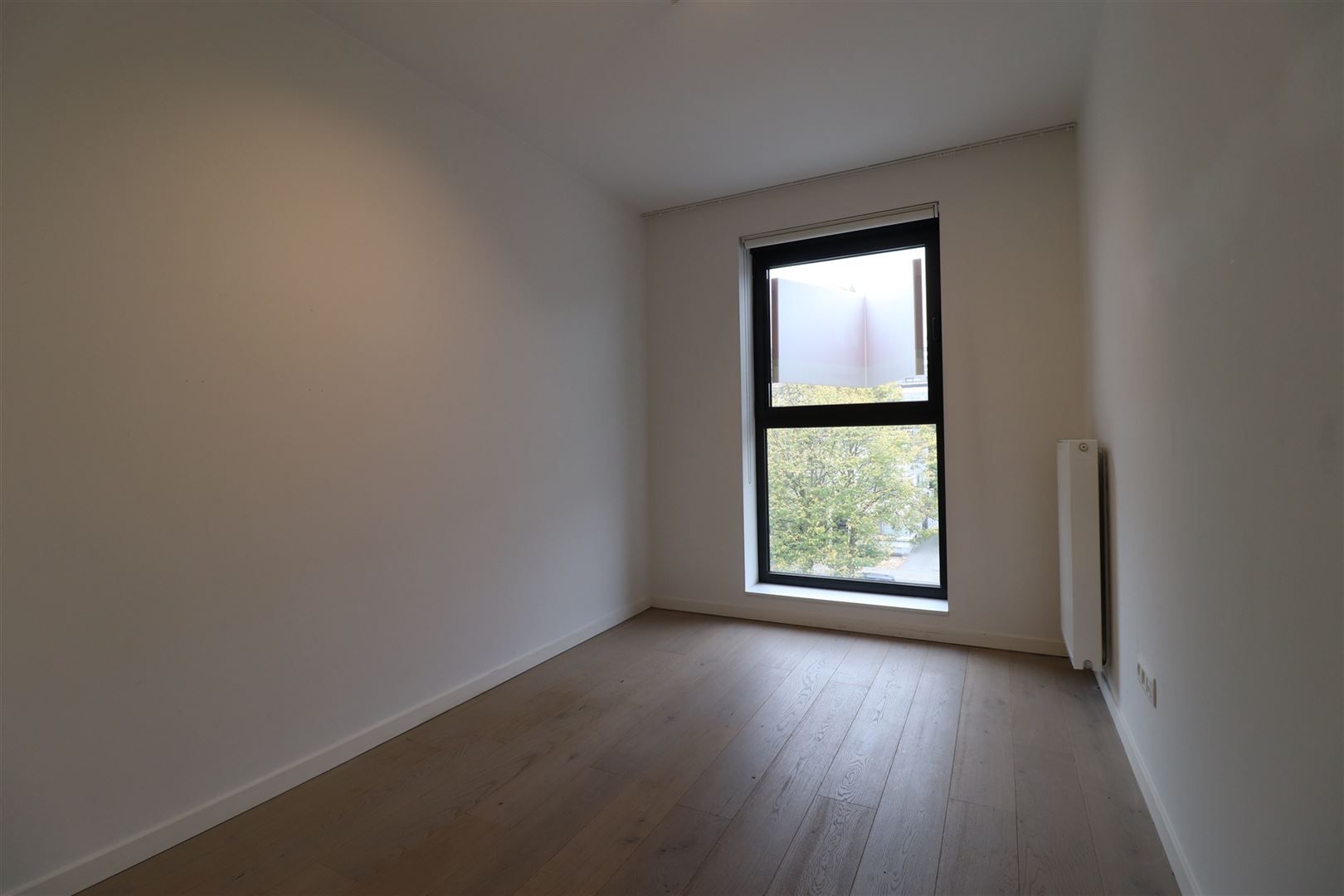 Modern appartement met terras en parking  foto 14