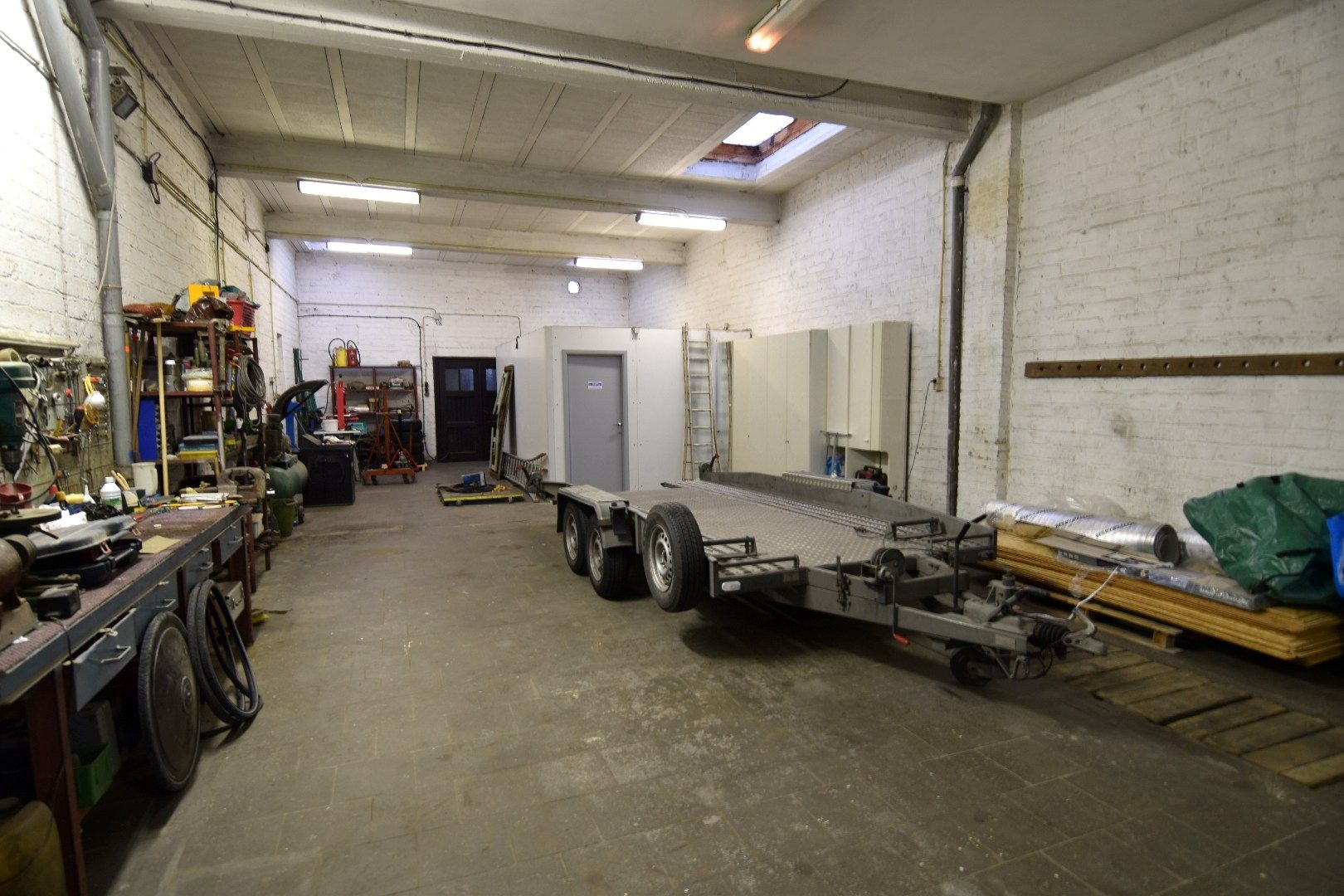 Dubbele opslagruimte (466 m²) met telkens een bovenliggend woongedeelte te koop in Kuurne foto 27