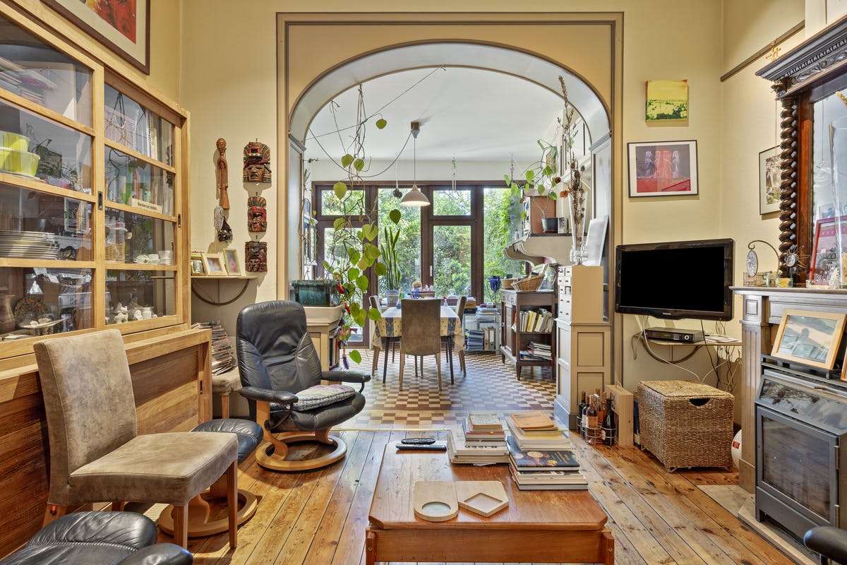 Charmant en ruim huis met 2 garageboxen in hartje Vilvoorde foto 3