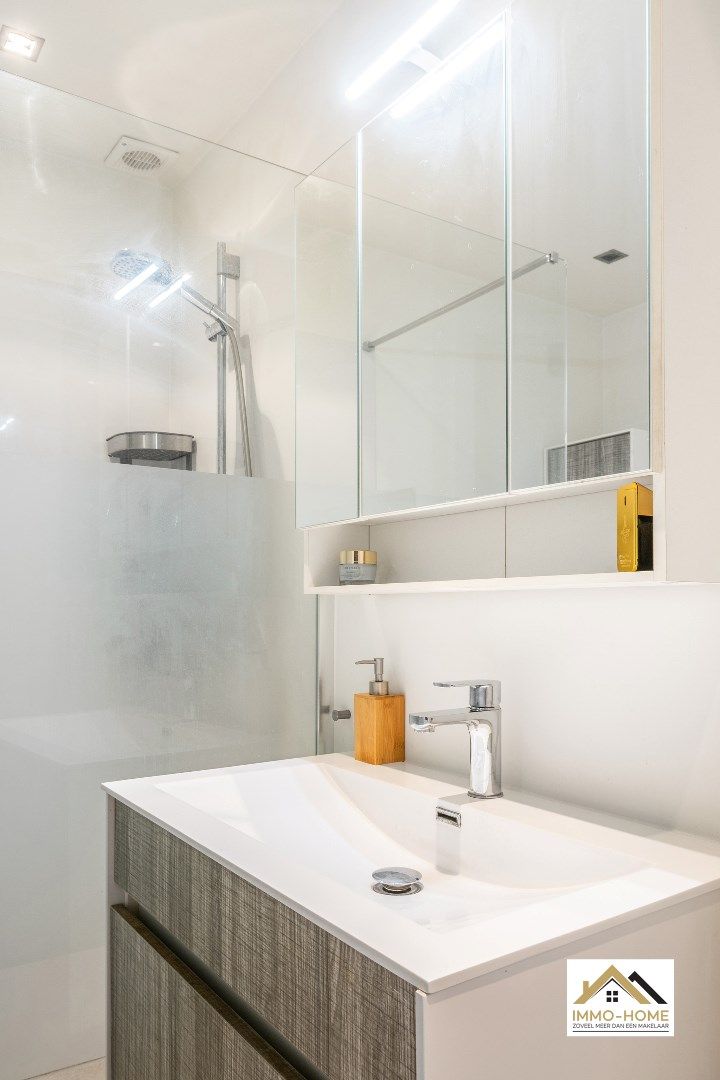 Prachtige gerenoveerde woning !!!! foto 13