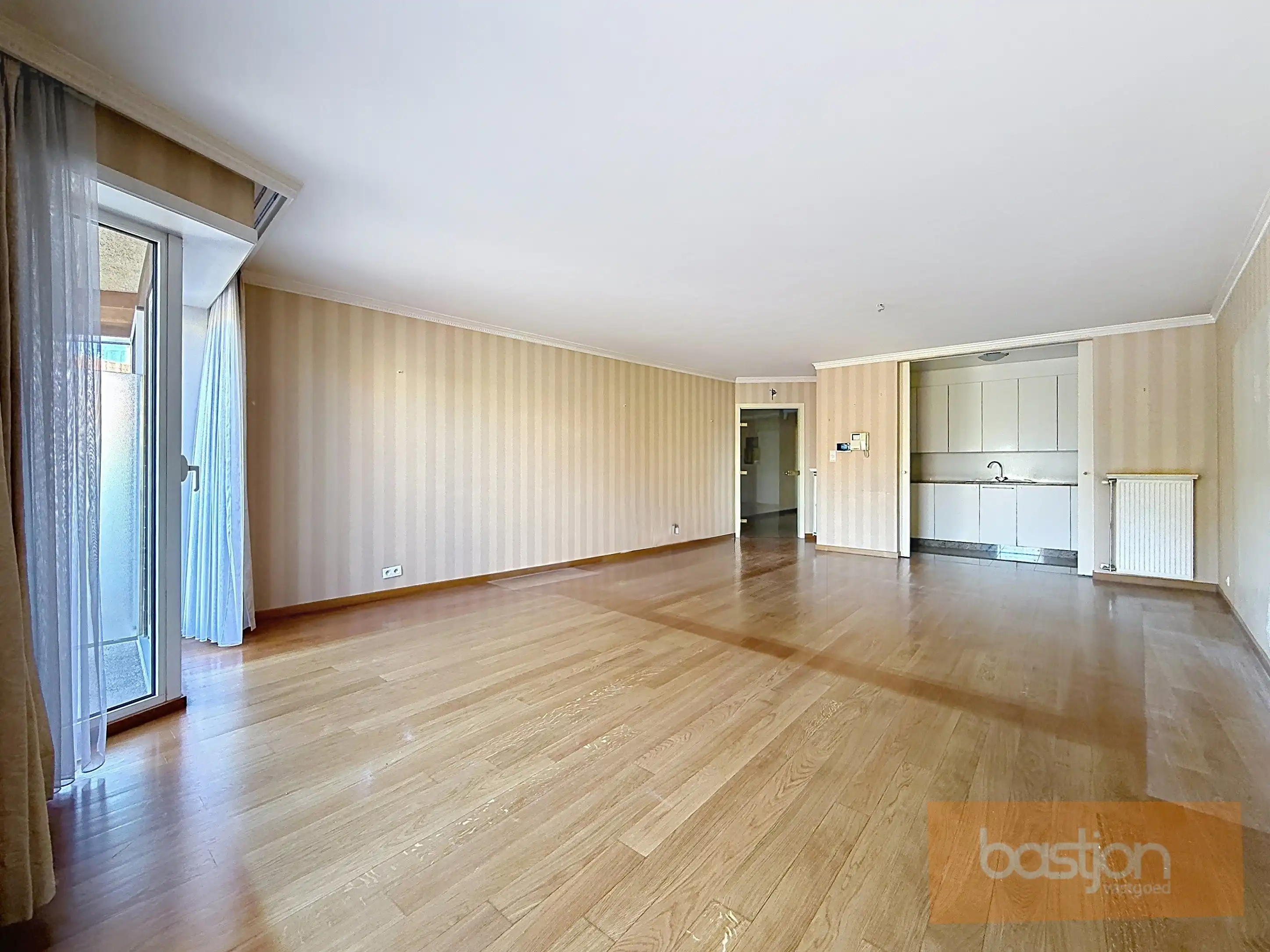 Appartement te huur met zicht op Markeplaats foto 3