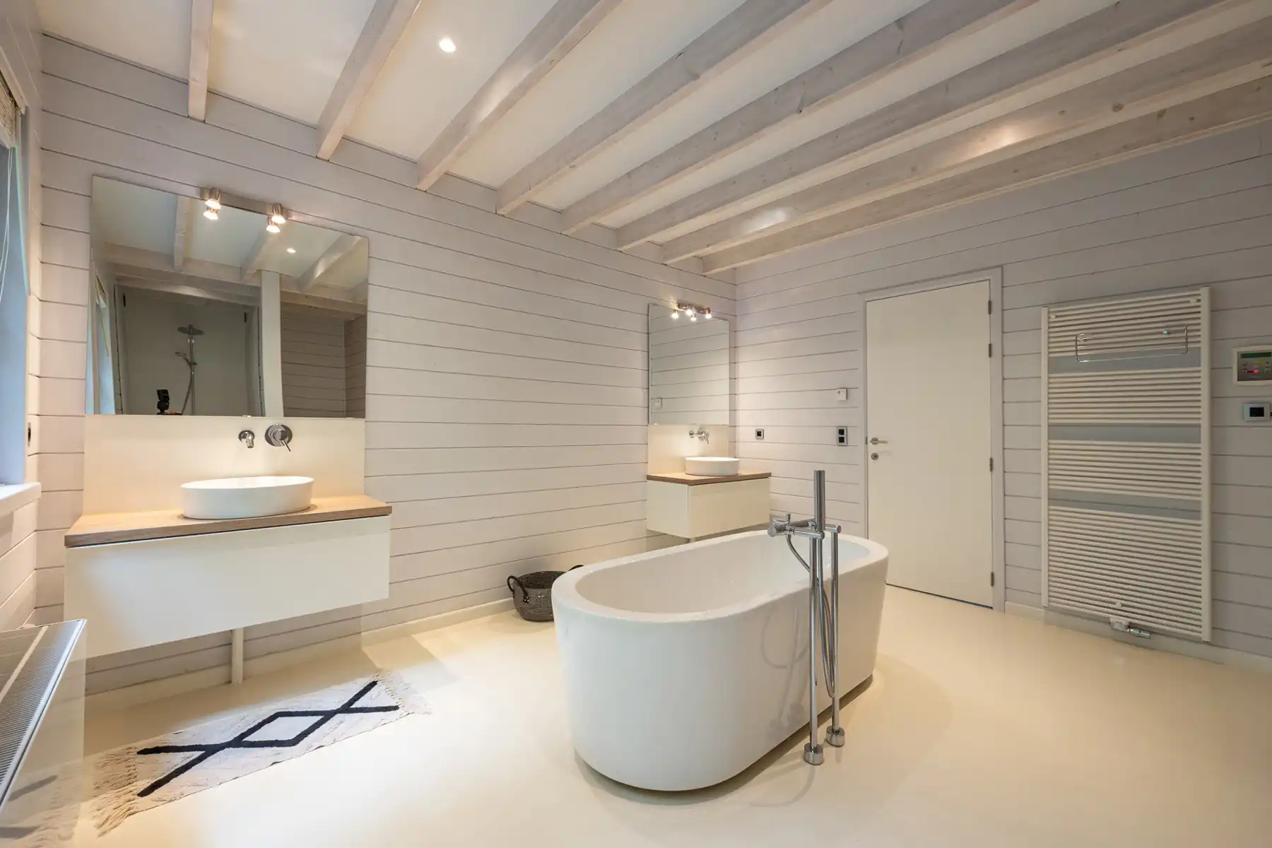 ENERGIEZUINIGE VILLA IN LONG ISLAND-STIJL foto 18