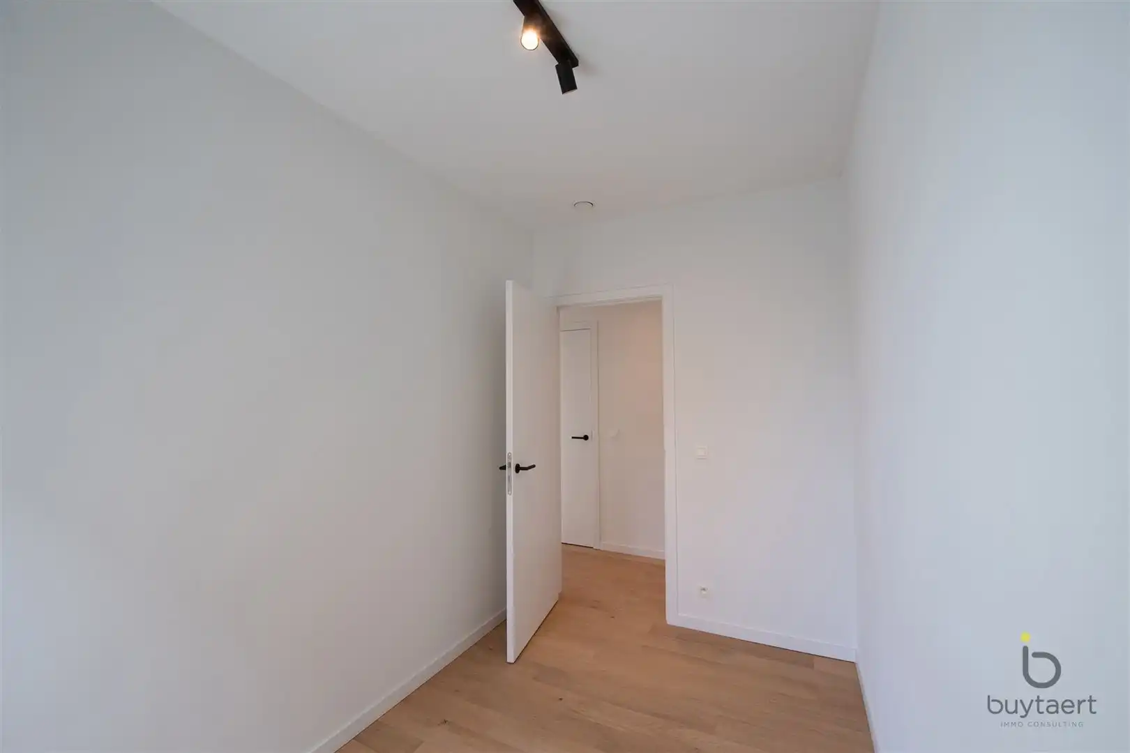 Prachtig nieuwbouw appartement met uniek terras te Zoersel! foto 23