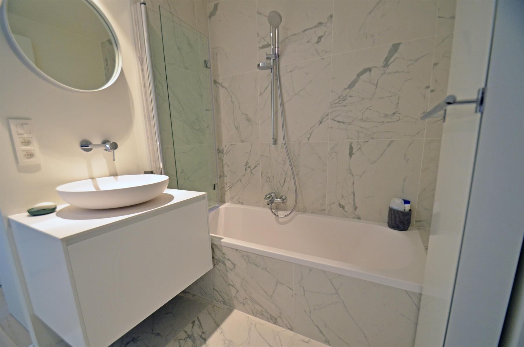 Gezellig gemeubeld één-slaapkamer appartement met hoogwaardige afwerking op een centrale ligging in Duinenwater foto 9