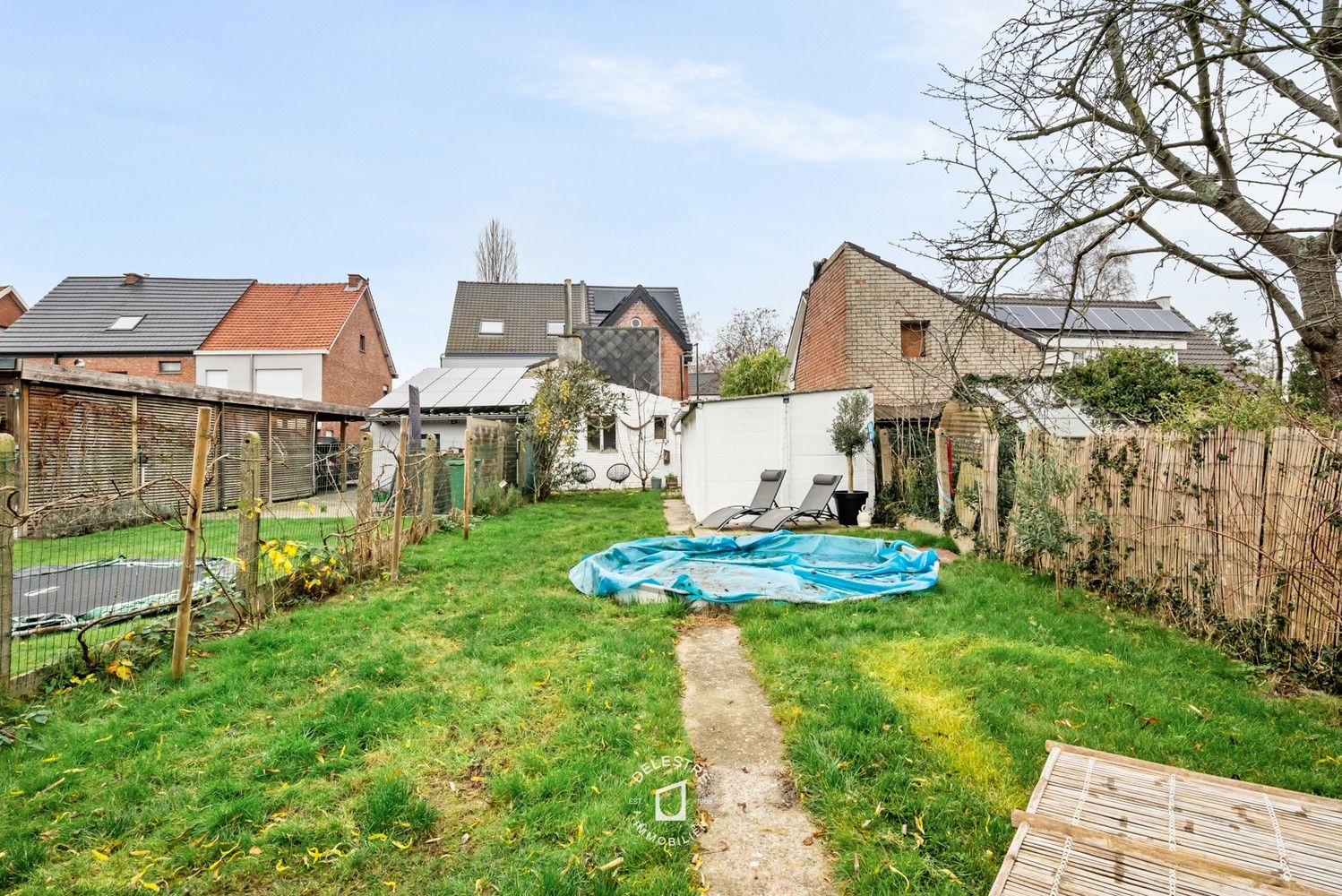 INSTAPKLARE, TRENDY HALFOPEN BEBOUWING MET TUIN EN MODERNE TECHNIEKEN foto 25