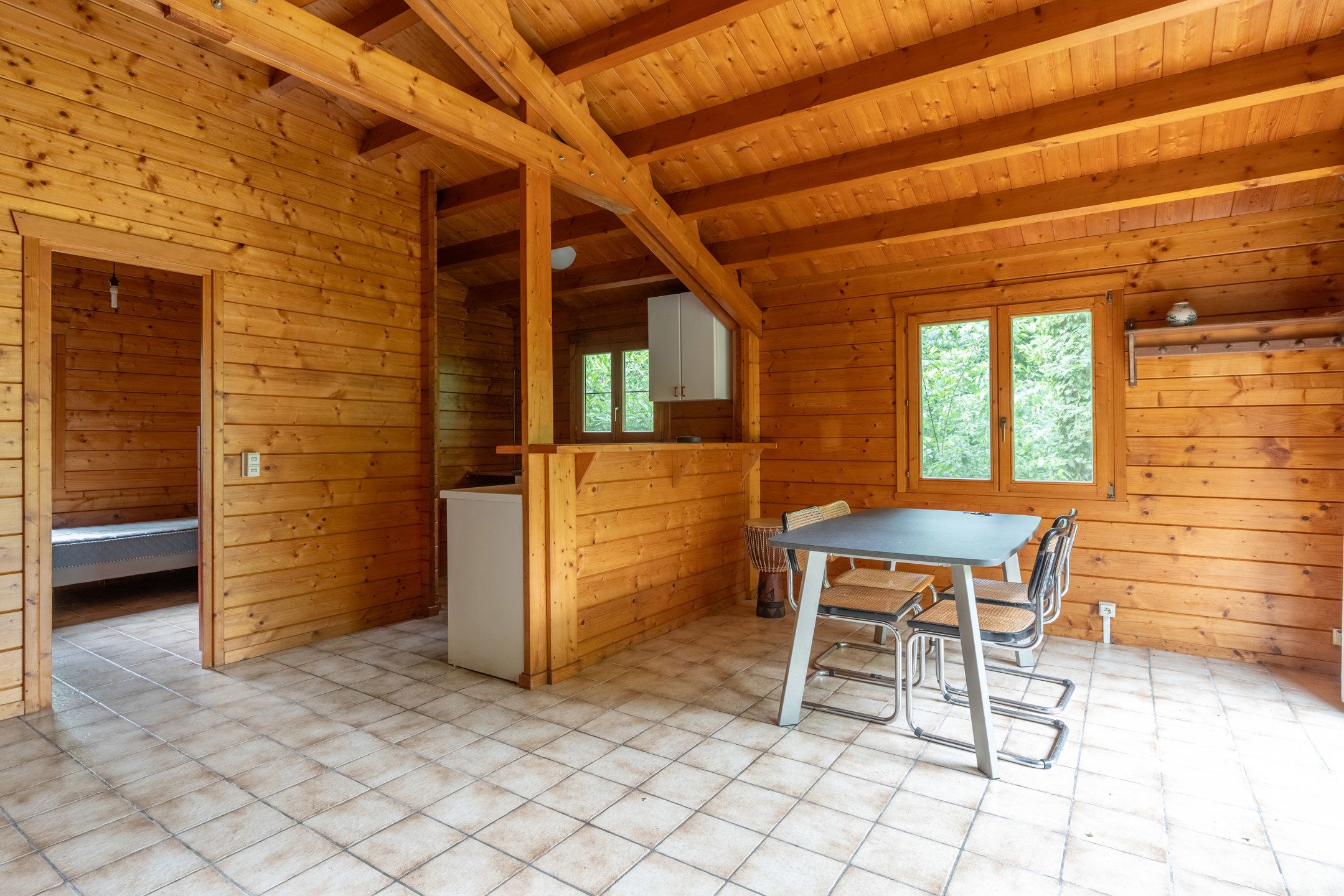 Chalet met 2 slaapkamers op 1.800 m² in Vlimmeren. foto 4