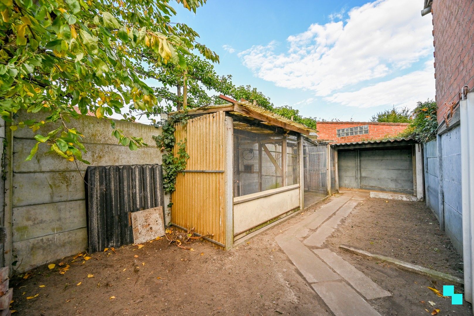 Ruime eengezinswoning te Emelgem foto 31