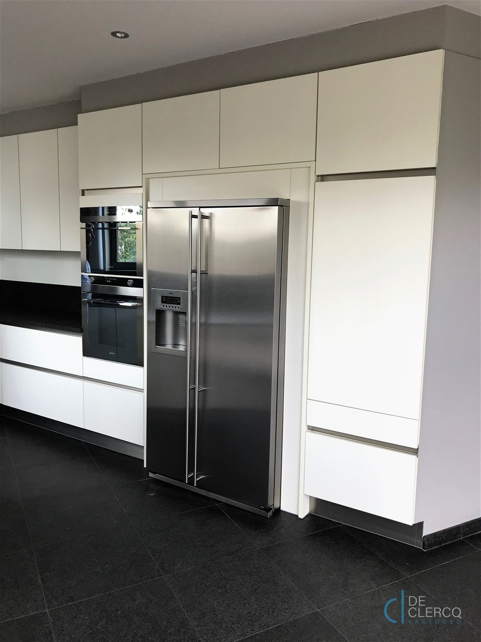 Mooi recent, luxueus en ruim appartement nabij Lochristi Dorp! foto 9