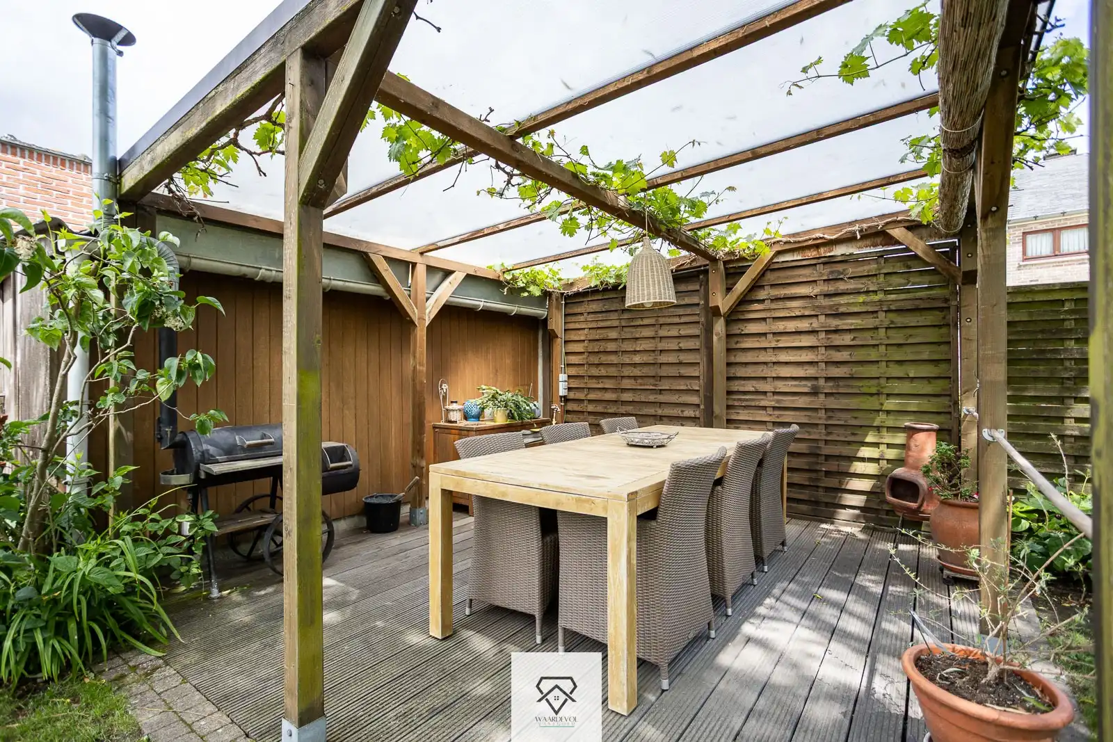 Ruime gezinswoning (4 slpk) met EPC B, dubbele garage en zonnige tuin in Drongen foto 2