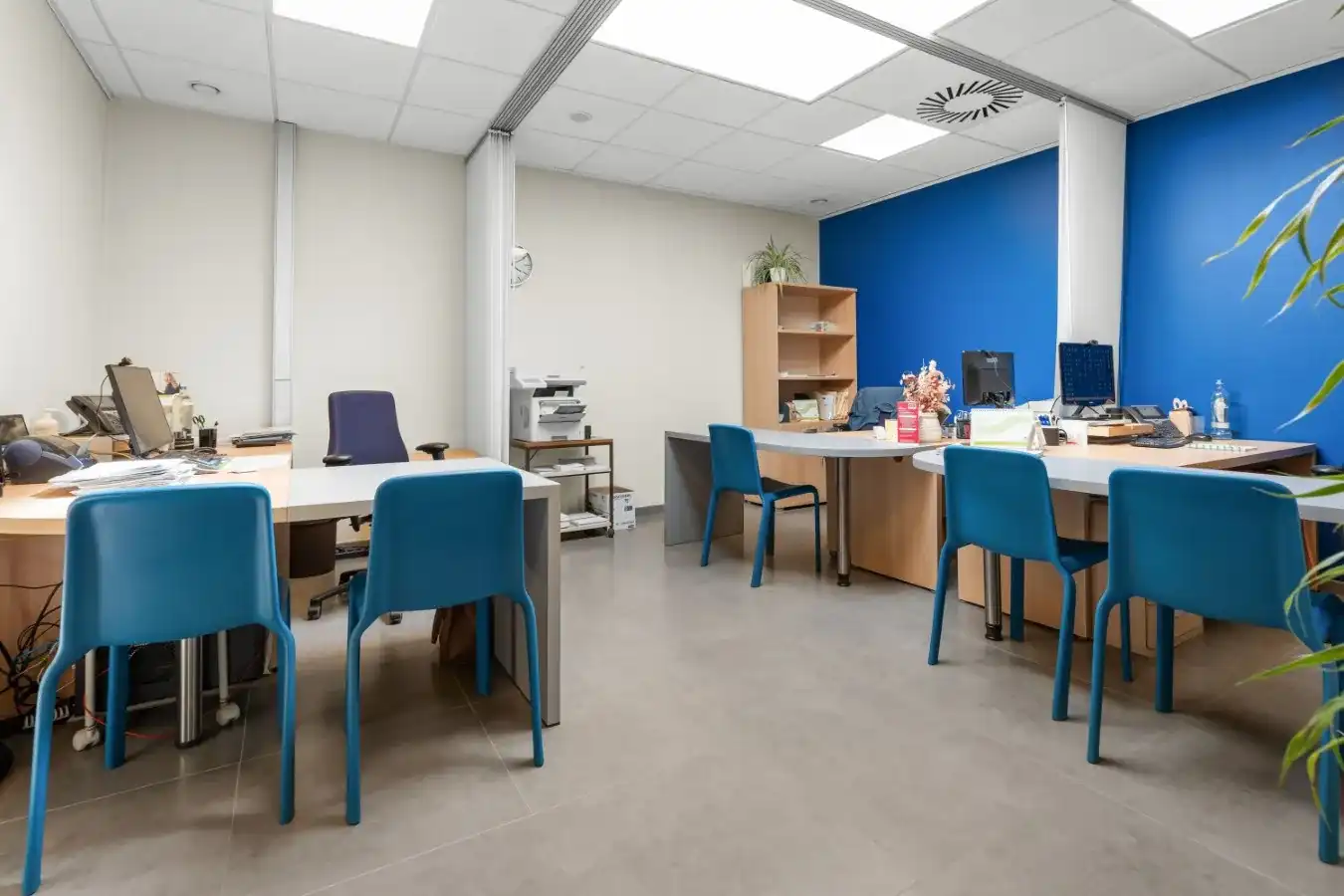 Beselare - Investeringspand met kantoorruimte en 2 verhuurde appartementen foto 5