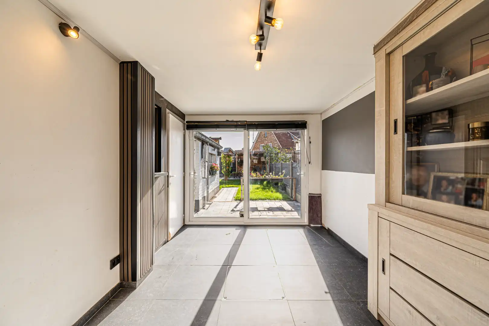 Instapklare woning met 4 slaapkamers en zuidgerichte tuin in Ingelmunster foto 8